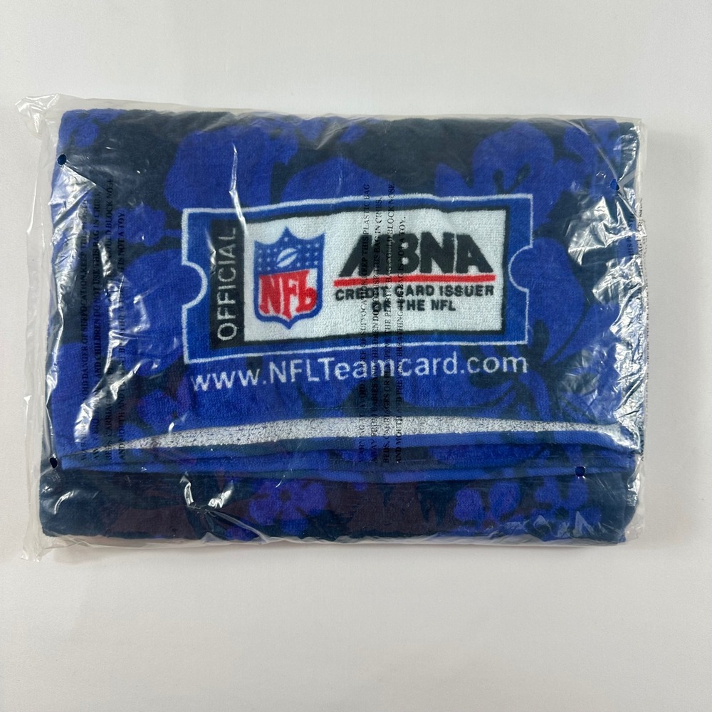 VTG NFL Team Card‎ MBNA Official Credit Card Issuer Beach Towel Blue Floral